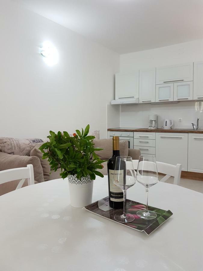 Apartmani Luka & Iva Šibenik Esterno foto